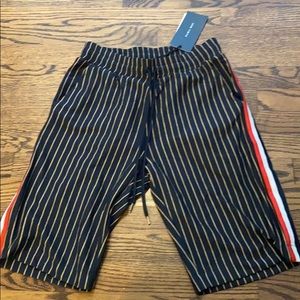 BRAND NEW Zara shorts with stripes and side strip